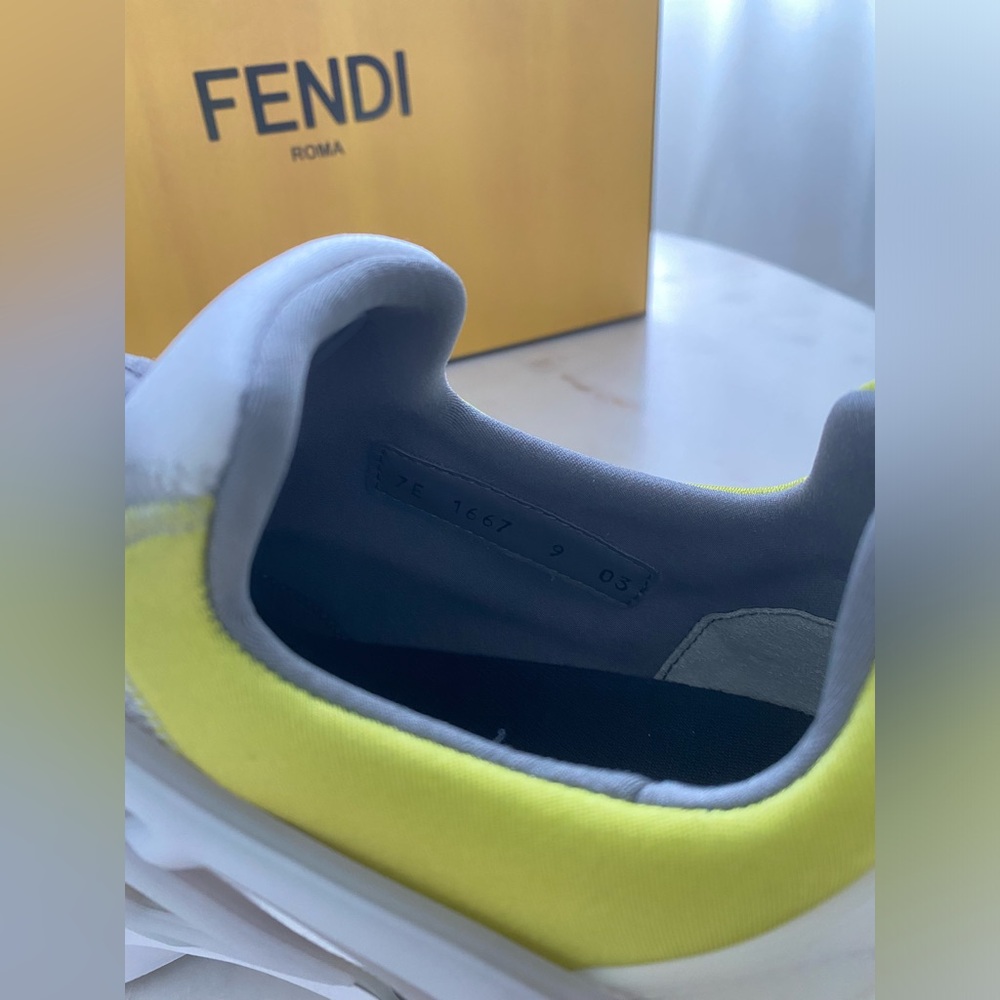 Fendi - Tag Sneaker, men’s size 10, women’s size 11 (UK 9) - Picture 12 of 14
